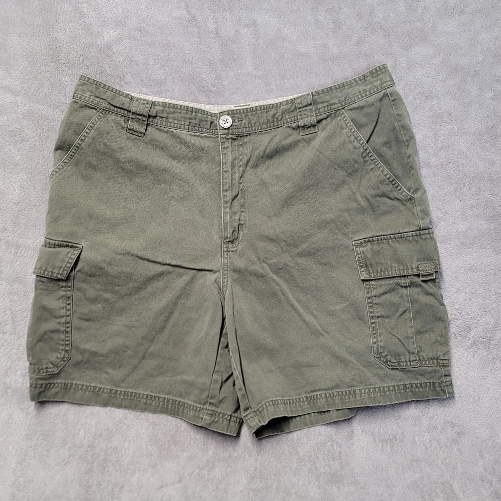 Columbia Sportswear Canvas Cargo Shorts mens Size 38 Outdoor Hiking Pockets